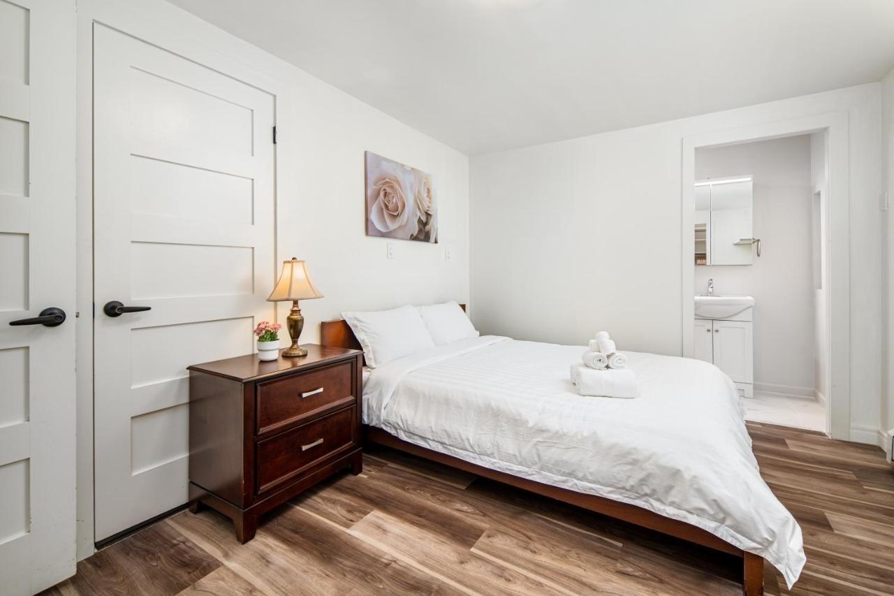 Gorgeous 4 Bedroom Garden Level Suite At Vancouver West & Ubc Екстериор снимка